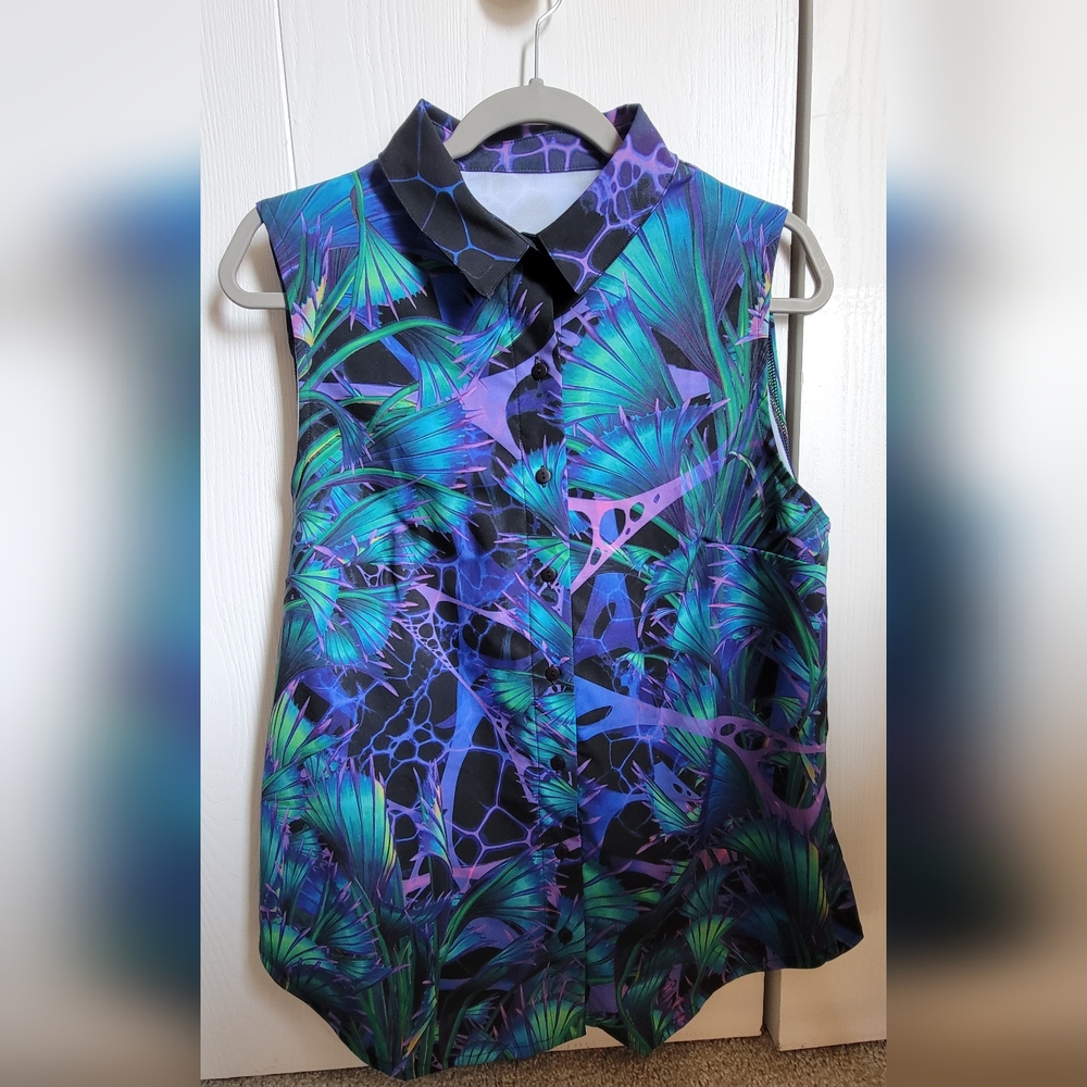 BlackMilk x Arcane collab. Hexcore Plant Shirt size L. Limited design - Vaulted! - Picture 9 of 11
